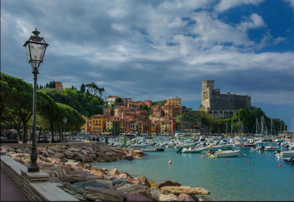 Appartamento Casa Sofia La Spezia Esterno foto